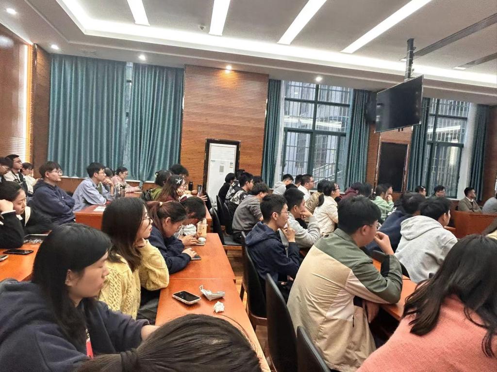 中南大学名师名家学术论坛——南京大学周豪慎教授报告