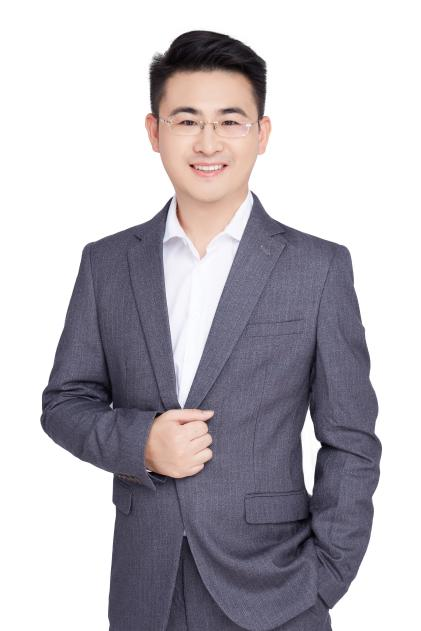 蒋承志荣获2023高工金球奖——年度人物，引领储能行业迈向新篇章