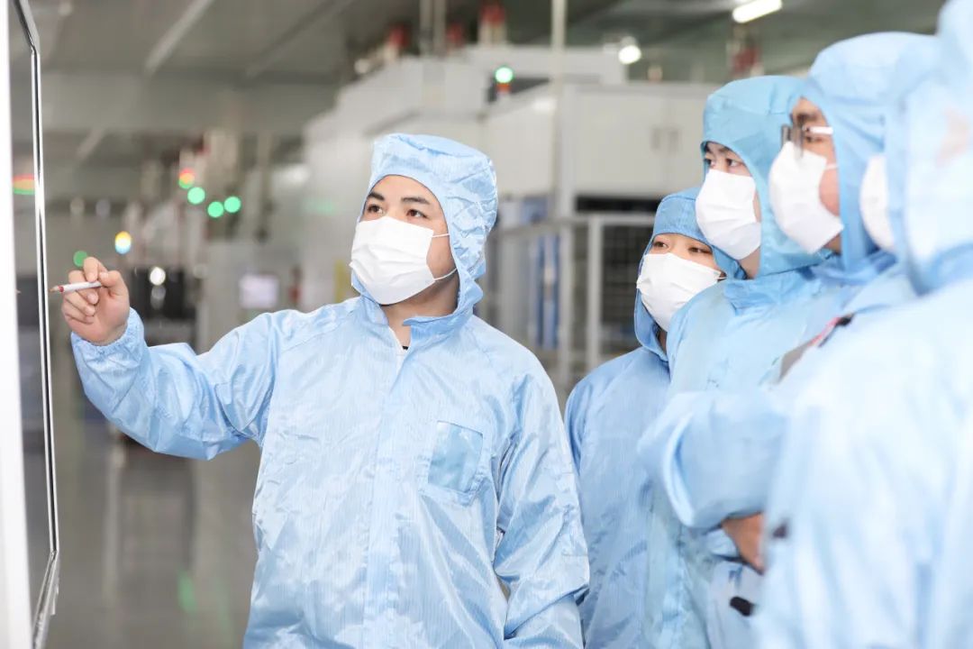 追光者，终将光芒万丈