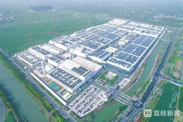 「跨越——江苏独角兽企业瞪羚企业一线调研」蜂巢能源:在动力电池领域“进窄门见微光”