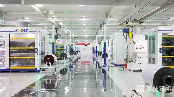 「跨越——江苏独角兽企业瞪羚企业一线调研」蜂巢能源:在动力电池领域“进窄门见微光”